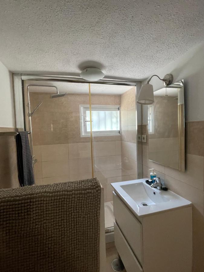 Good Vives 22 B Apartment Madrid Bagian luar foto
